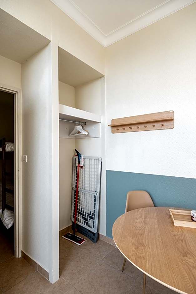 Résidence Château d'Acotz - Appartements avec piscine à 300m des Plages & Océan