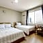 Mj Hotel