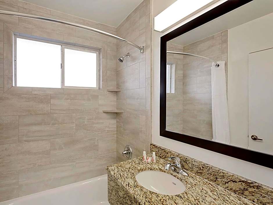 Travelodge by Wyndham Page