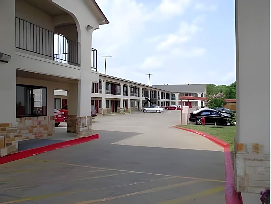 Executive Inn of Arlington, Near AT&T Stadium