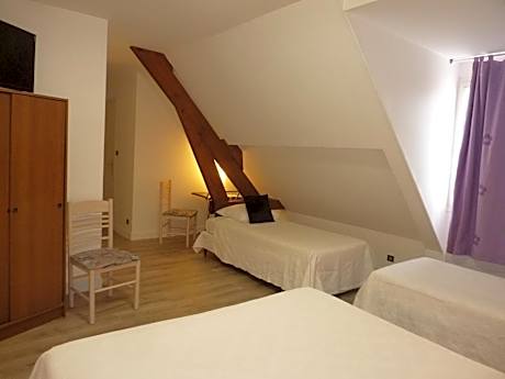 Economy Quadruple Room