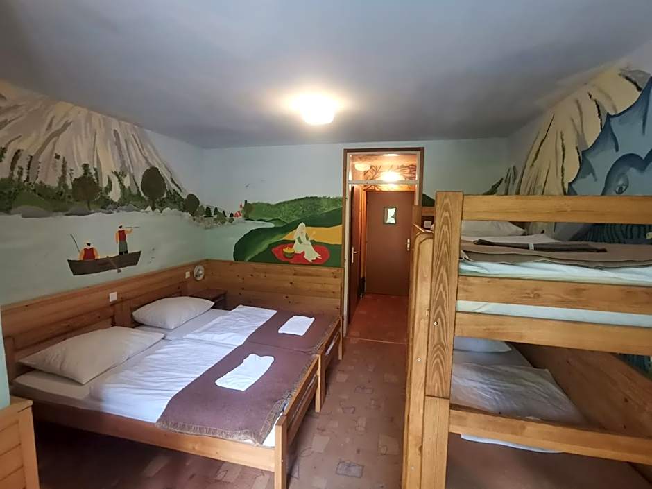 Hostel pod Voglom
