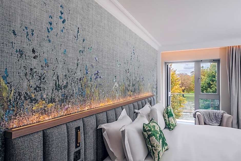 The Runnymede-On-Thames