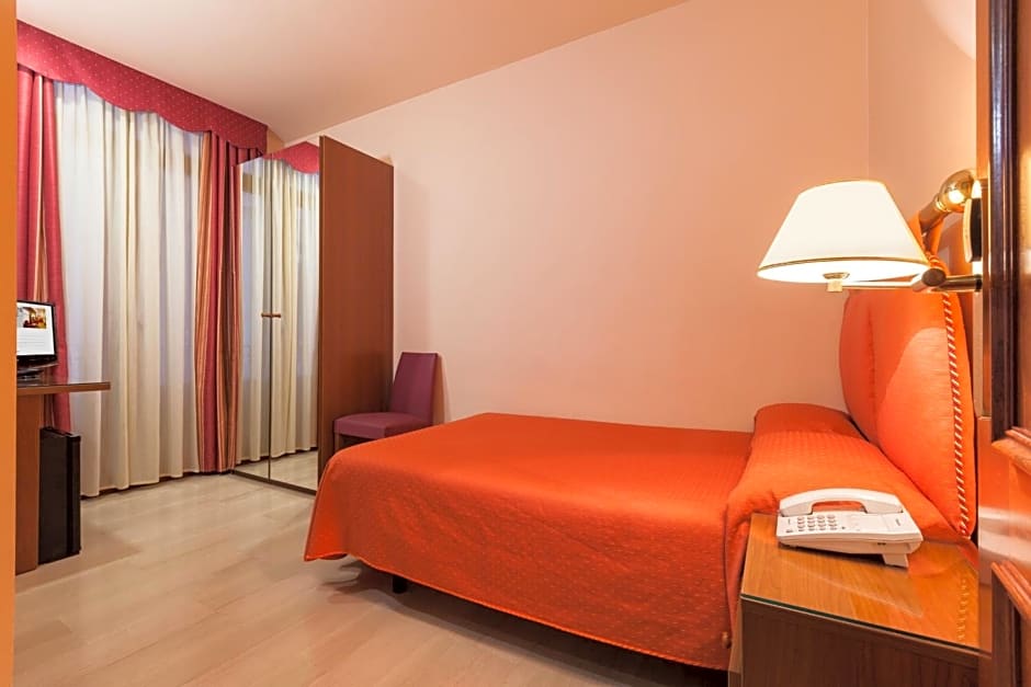 Alba Hotel