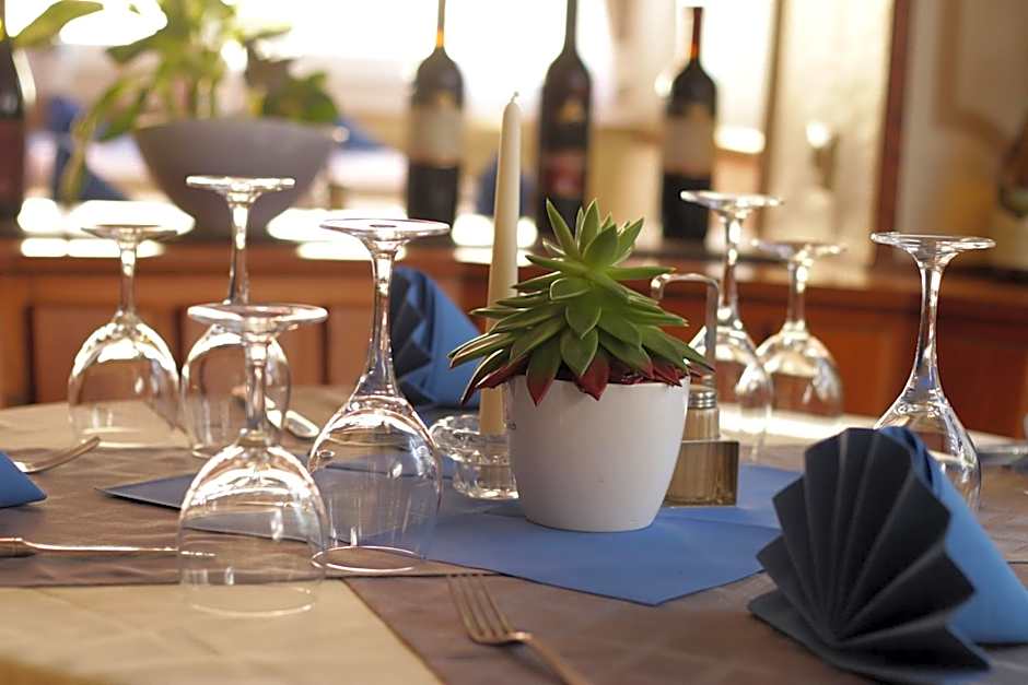 Hotel Ristorante Atna