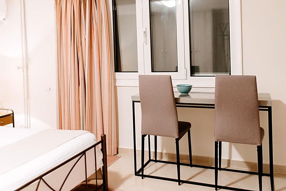 BEST HOUSE, CENTRAL APRTM., AGIOU NIKOLAOU, PATRA