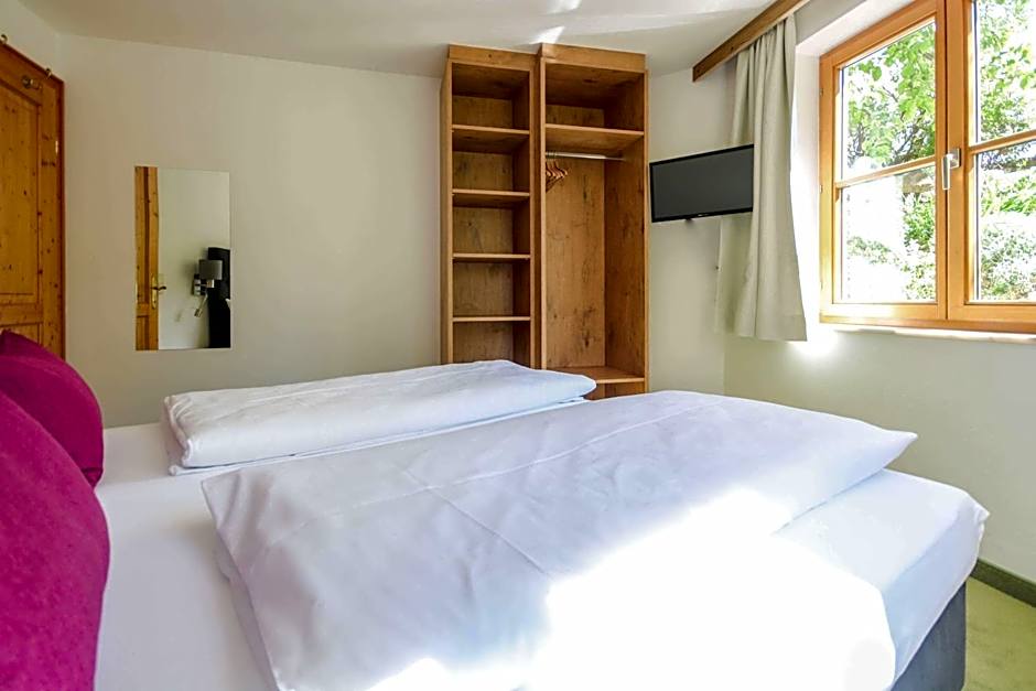 Kia Ora Hotel Restaurant