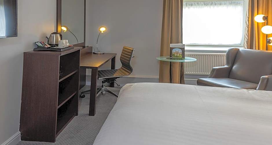 Cambridge Bar Hill Hotel, BW Signature Collection