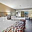 Red Roof Inn & Suites Fayetteville-Fort Bragg