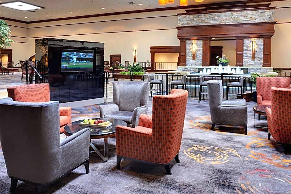 DoubleTree By Hilton Hotel Detroit-Dearborn