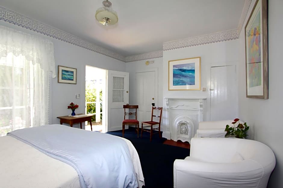 Seagull Inn Bed & Breakfast