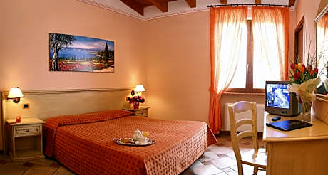Double or Twin Room with Garden View