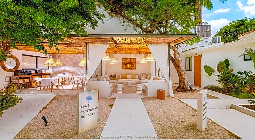 Hotel Aalada Playa del Carmen