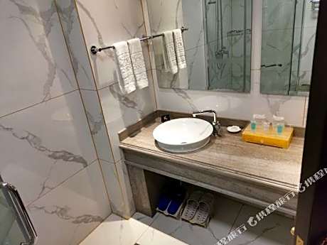 Huifeng Hotel