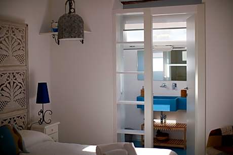 Suite with Garden View