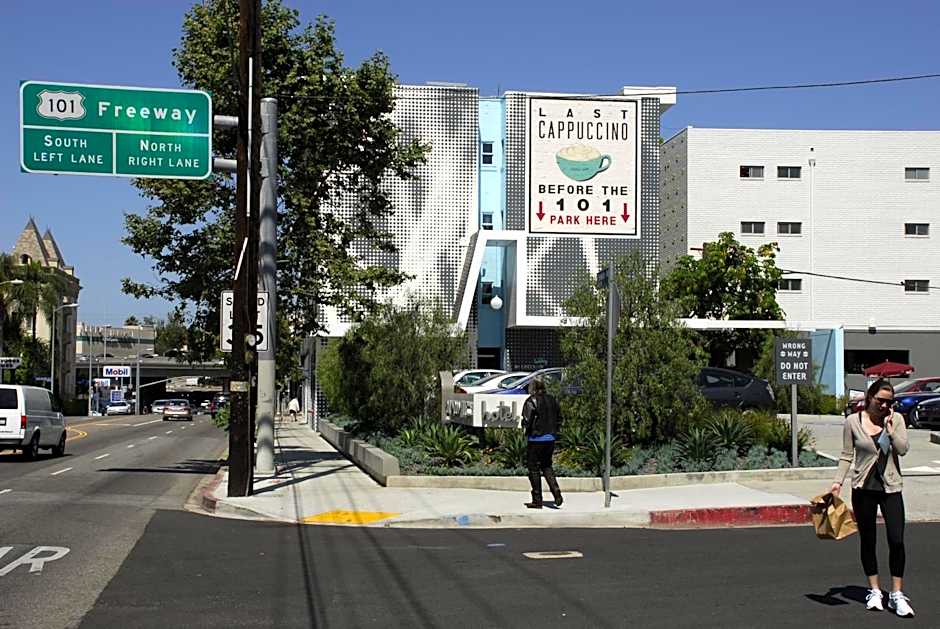 The Hollywood Franklin Hotel near Universal Studios