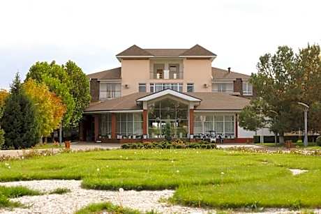 Hotel Akmaral