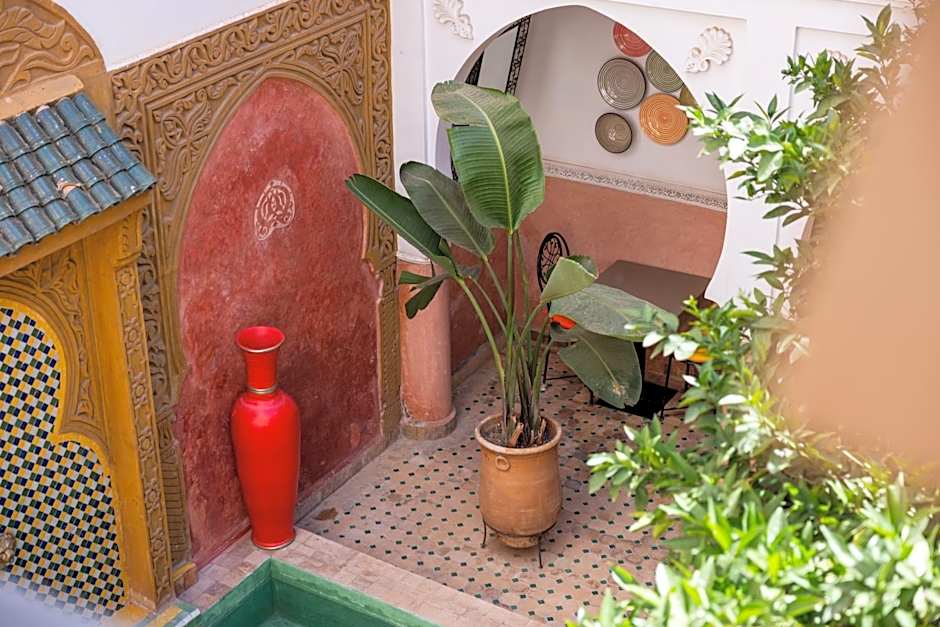 Riad Davina