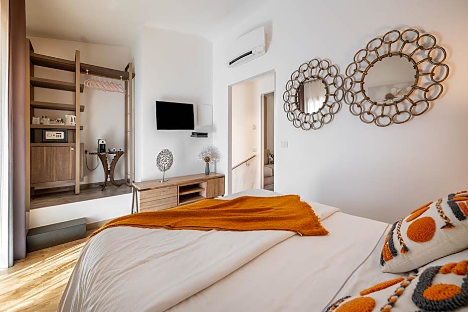 Suimi's Hotel