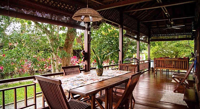 Sunset Valley Holiday Houses