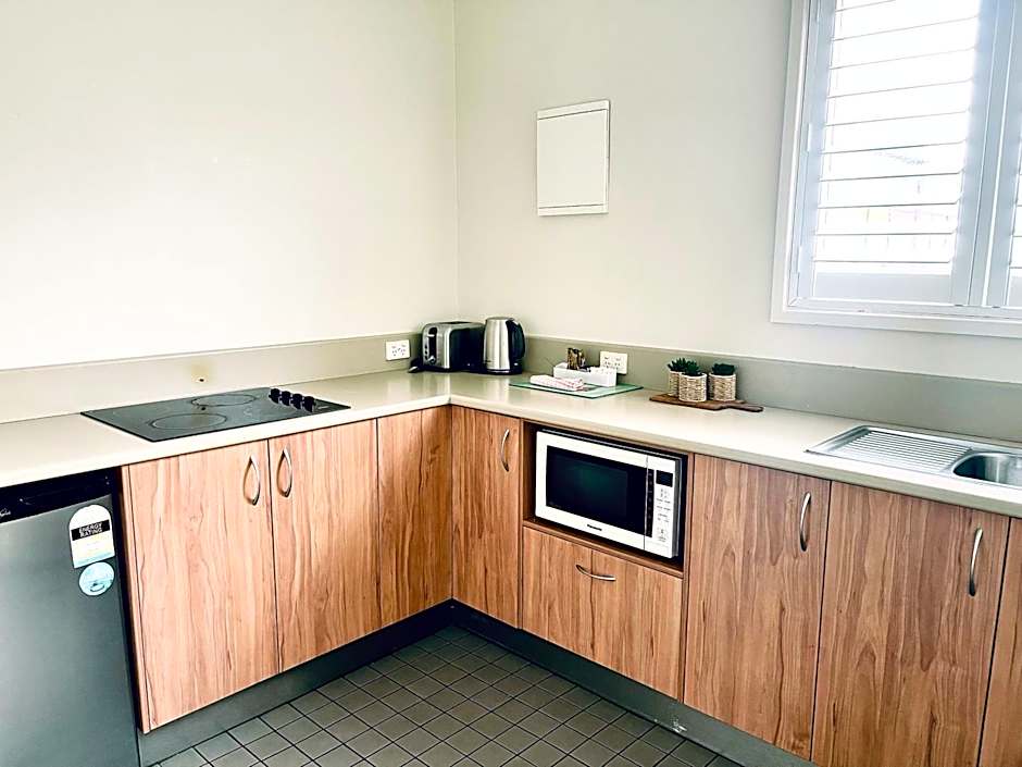 The Astor Hotel Motel