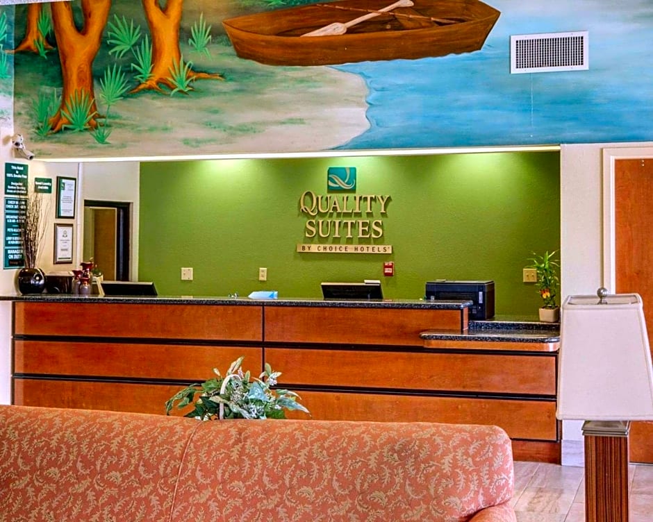 Quality Suites Baton Rouge East - Denham Springs