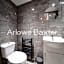 Hackney Suites - En-suite rooms & amenities