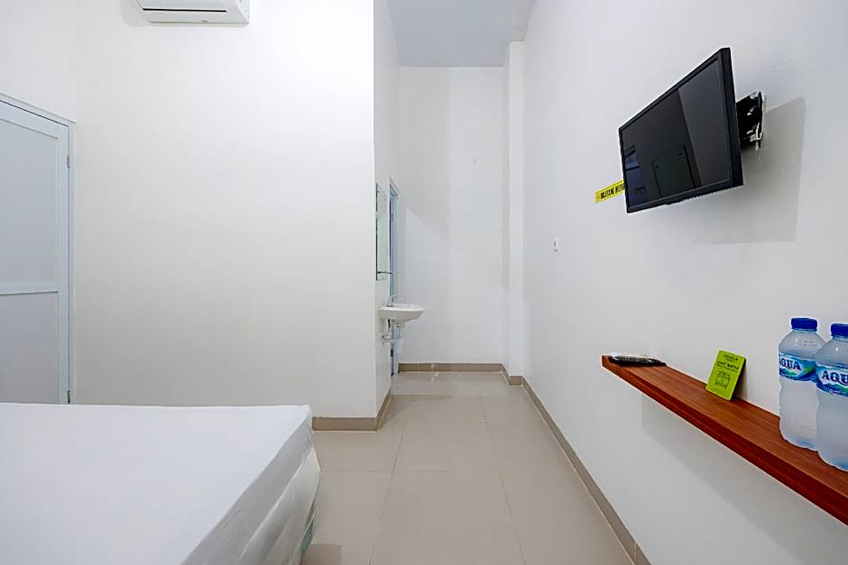 Urbanview Hotel BSD City