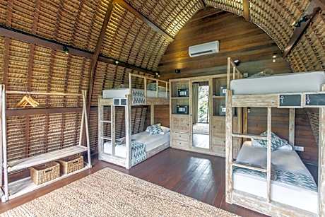 Bed in 4-Bed Mixed Dormitory Room