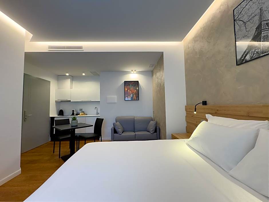 GRANDI 32 Boutique Residence