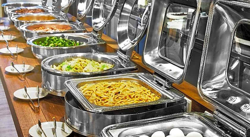 Lan Kwai Fong Garden Hotel 