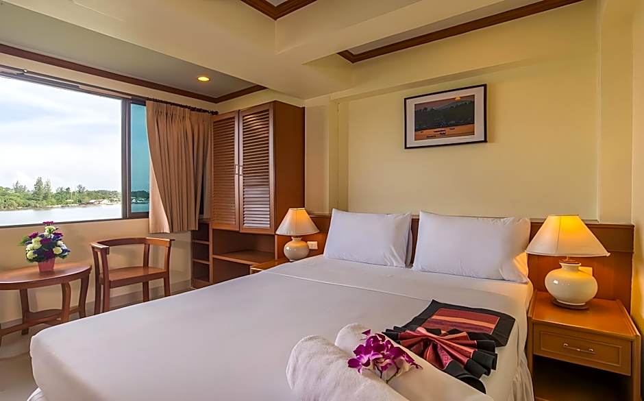 Krabi City Seaview Hotel