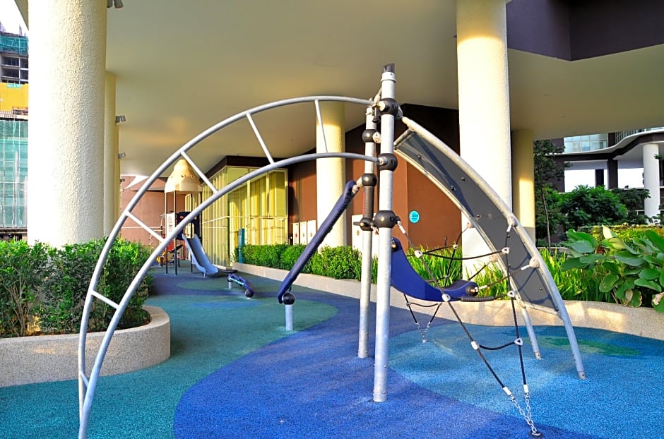 Holi Afiniti Themed Suites