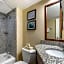 Comfort Inn & Suites St. Pete - Clearwater International Airport