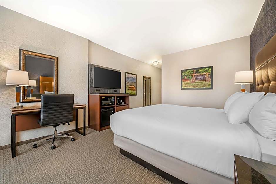 Drury Plaza Hotel Flagstaff