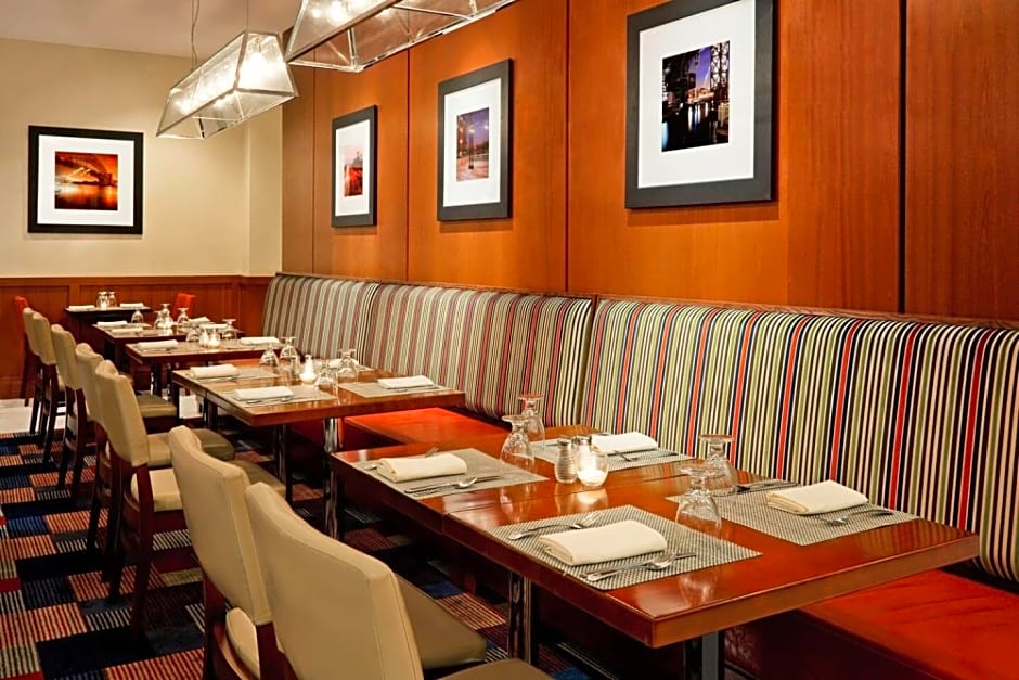Vista LIC Hotel, Premier Collection by Best Western