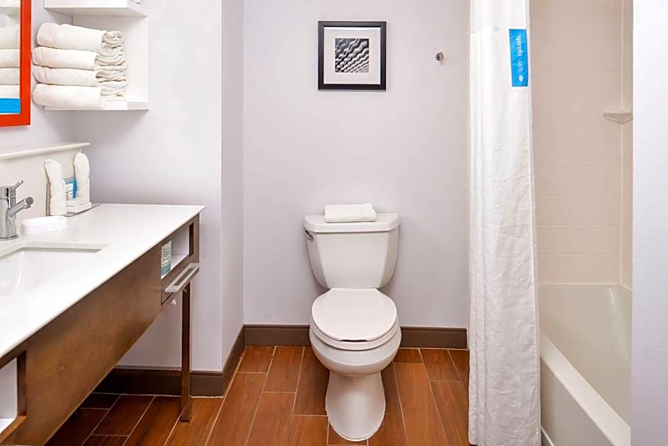 Hampton Inn By Hilton Emporia