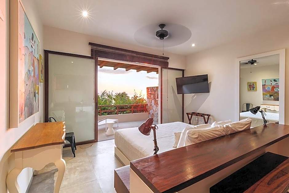 Marea Beachfront Villas