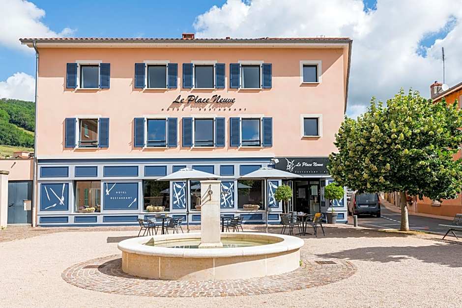 Le Place Neuve