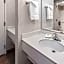 La Quinta Inn & Suites by Wyndham Buena Park