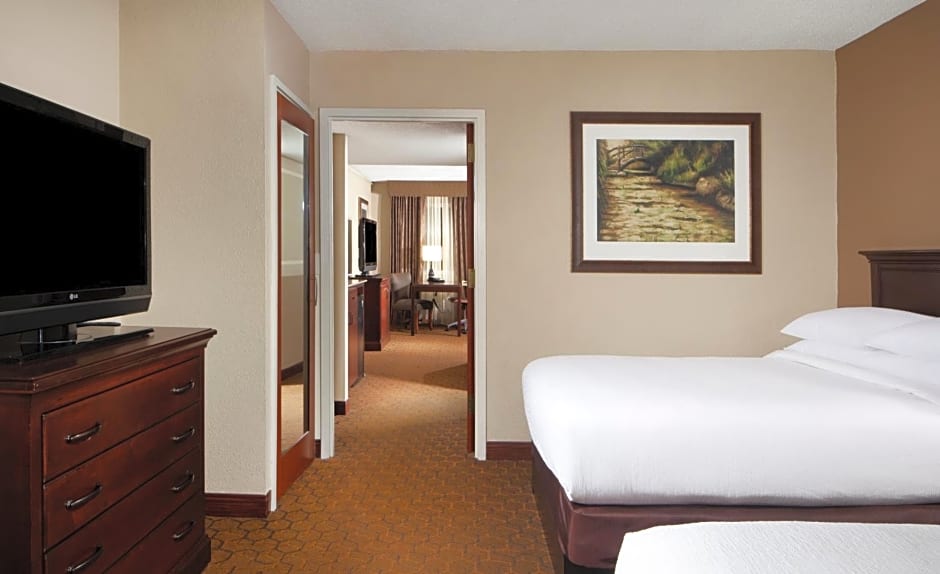 Embassy Suites by Hilton Dallas Near the Galleria