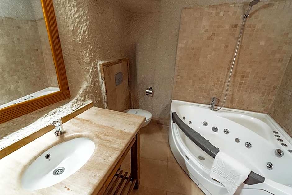 Amber Cave Suites