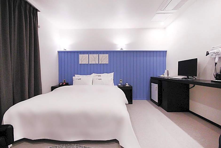 XYM Hotel Mundeok