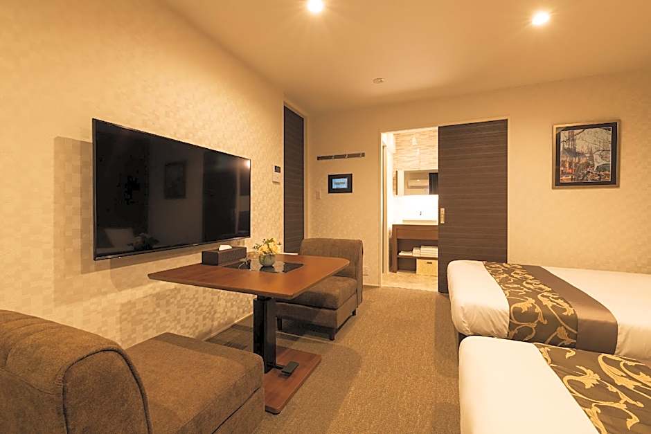 GRAND BASE Nagasaki Ekimae