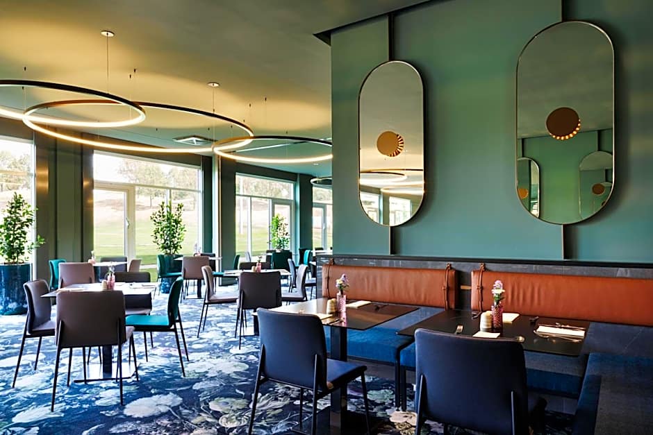 DoubleTree by Hilton Vienna Bosei