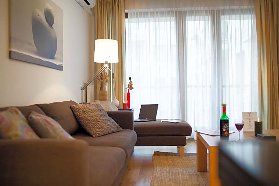 Quality Point Apartments 0-24 reception