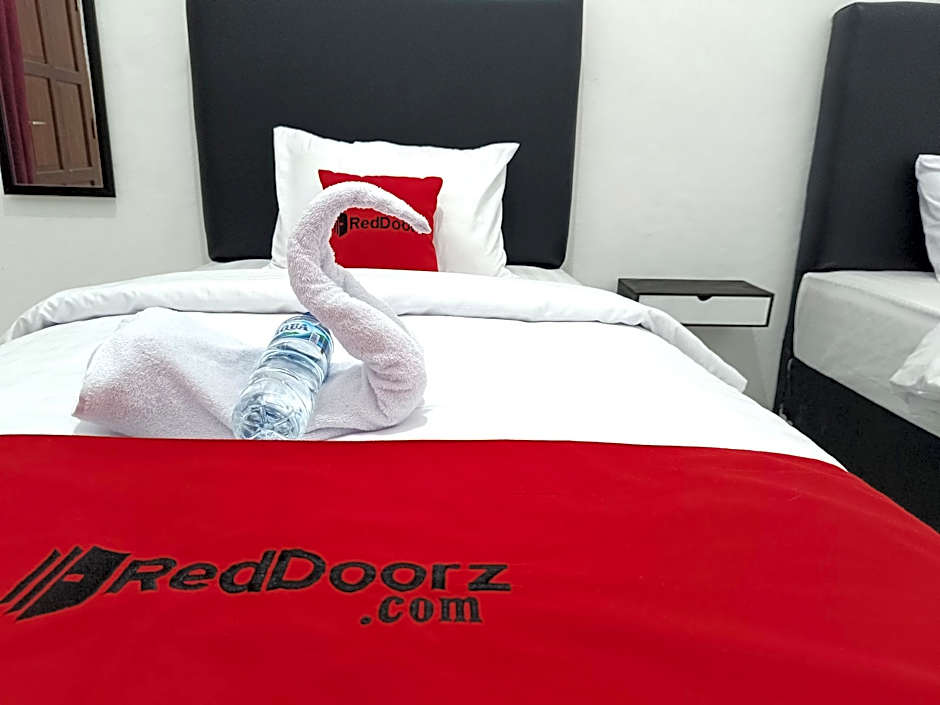 RedDoorz near Alun Alun Klaten