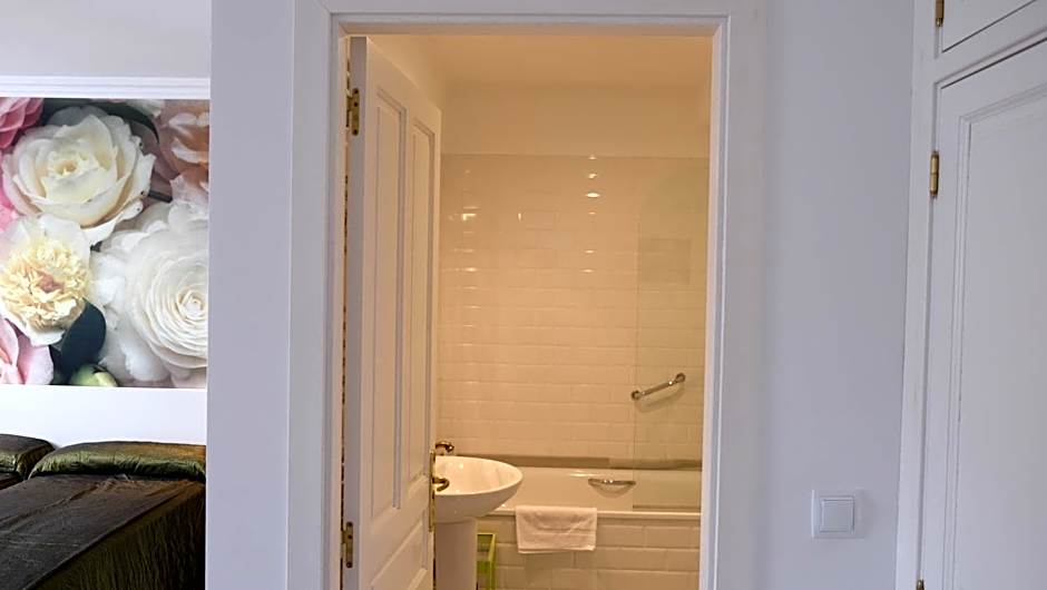 HOTEL LA CASA DE LAS CAMELIAS