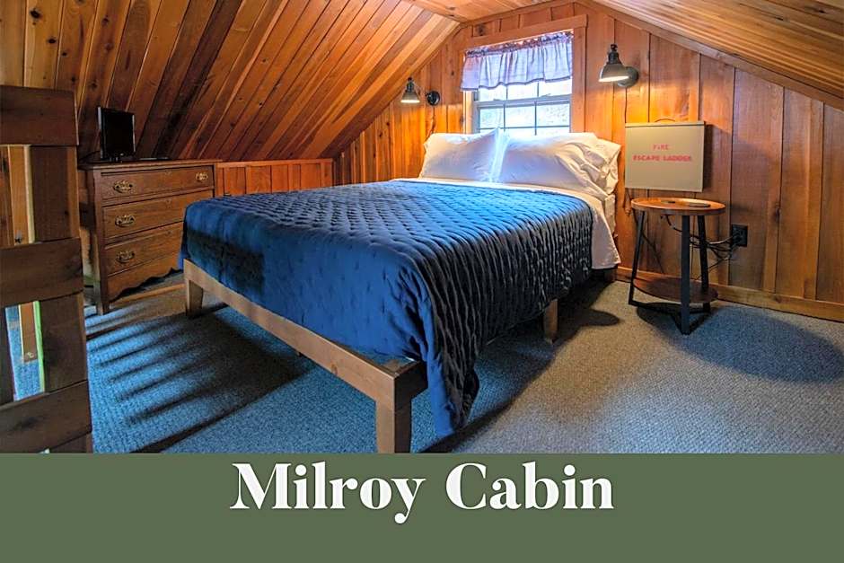 Moore House Inn & Cabins