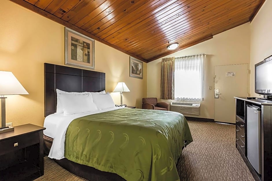 Quality Inn Tullahoma